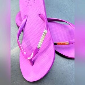 Wmns 6 Armani Exchange flipflops